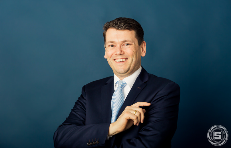 AXA Generalvertretung Jochen Over aus Bonn